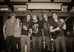 Fresh out of Long Island, Dino Skatepark is a six-piece Progressive Rock band with strong Pop-Punk and Ska roots. We just released our very first, self titled EP, "Dino Skatepark." Check it out!